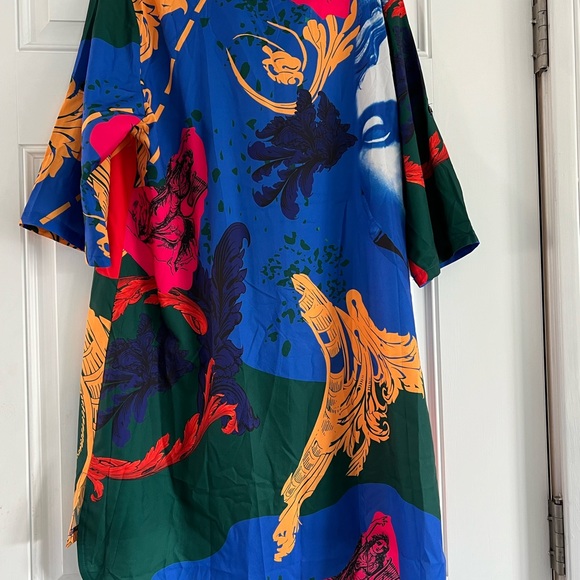 Colorful Beach coverup NWT - Picture 2 of 3